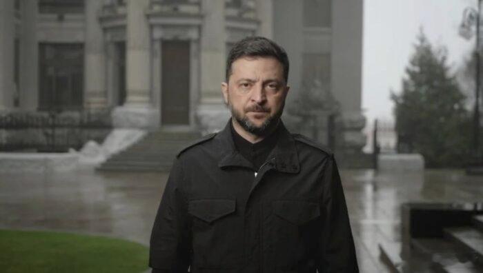 【泽连斯基：在阿布扎比讨论停止对乌能源设施的打击问题】网页链接乌克兰总统泽连斯基