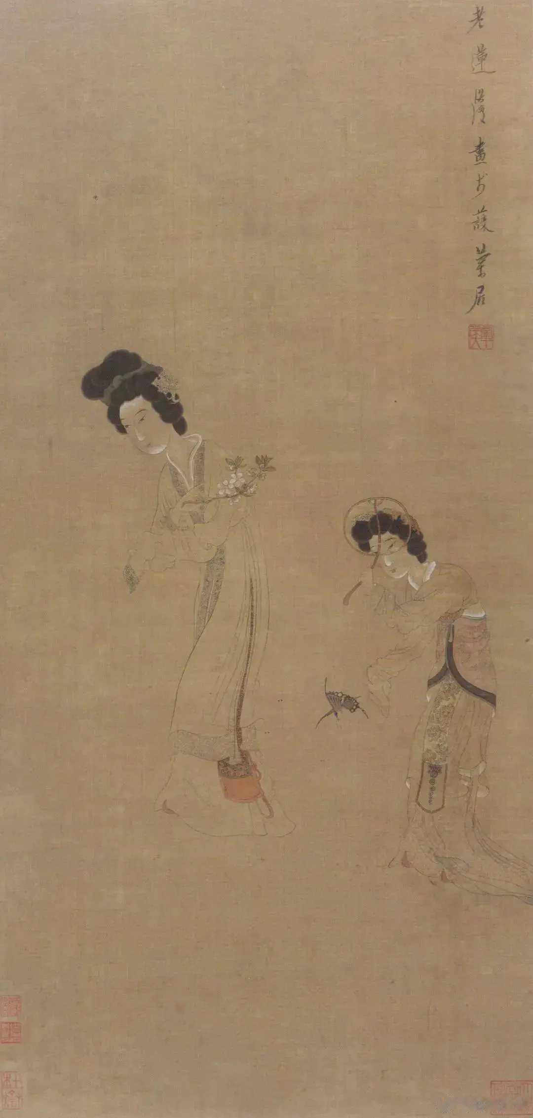明 陈洪绶《扑蝶仕女图》，塑造了一前一后追逐戏蝶的两位女子，人物脸颊圆润，细长的