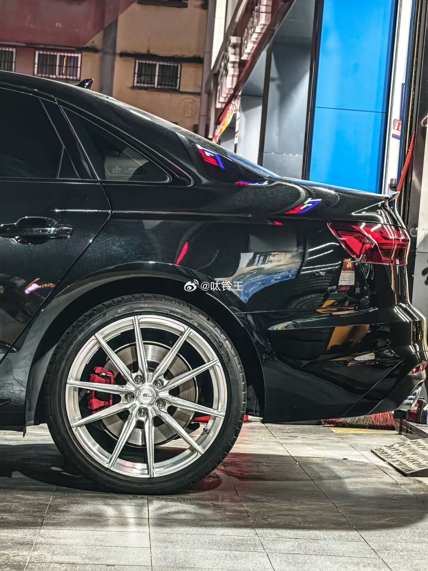 奥迪S4 完工案例TLFW FORGED 定制19寸 拉丝银色意大利🇮🇹科吉