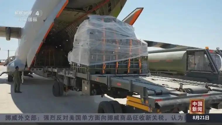 西方终于低下了高傲的头！以前生怕技术泄露，这次法国竟默许埃及阵风与歼-16正面硬