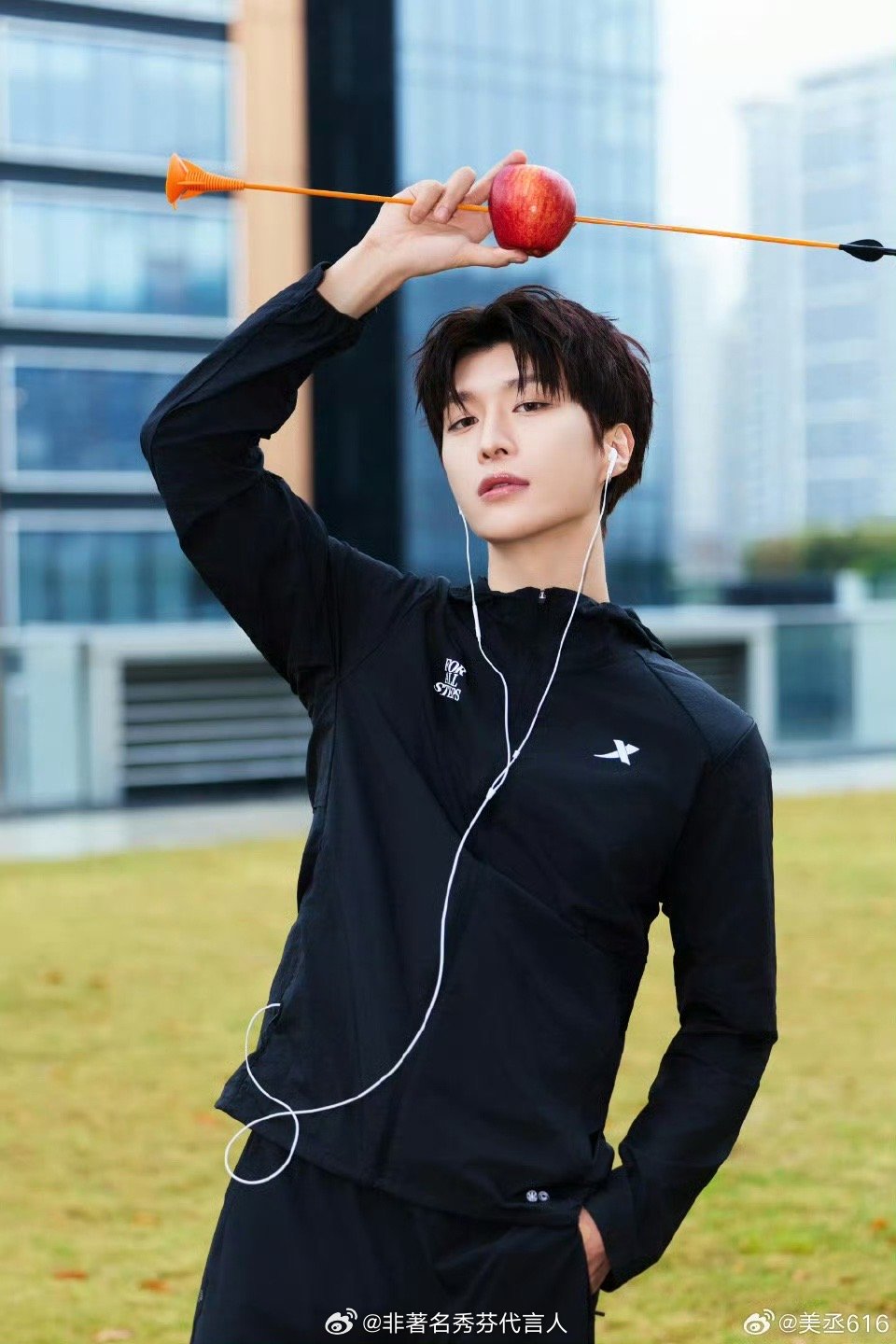 范丞丞自曝体重63公斤身高183体重63公斤好瘦啊 