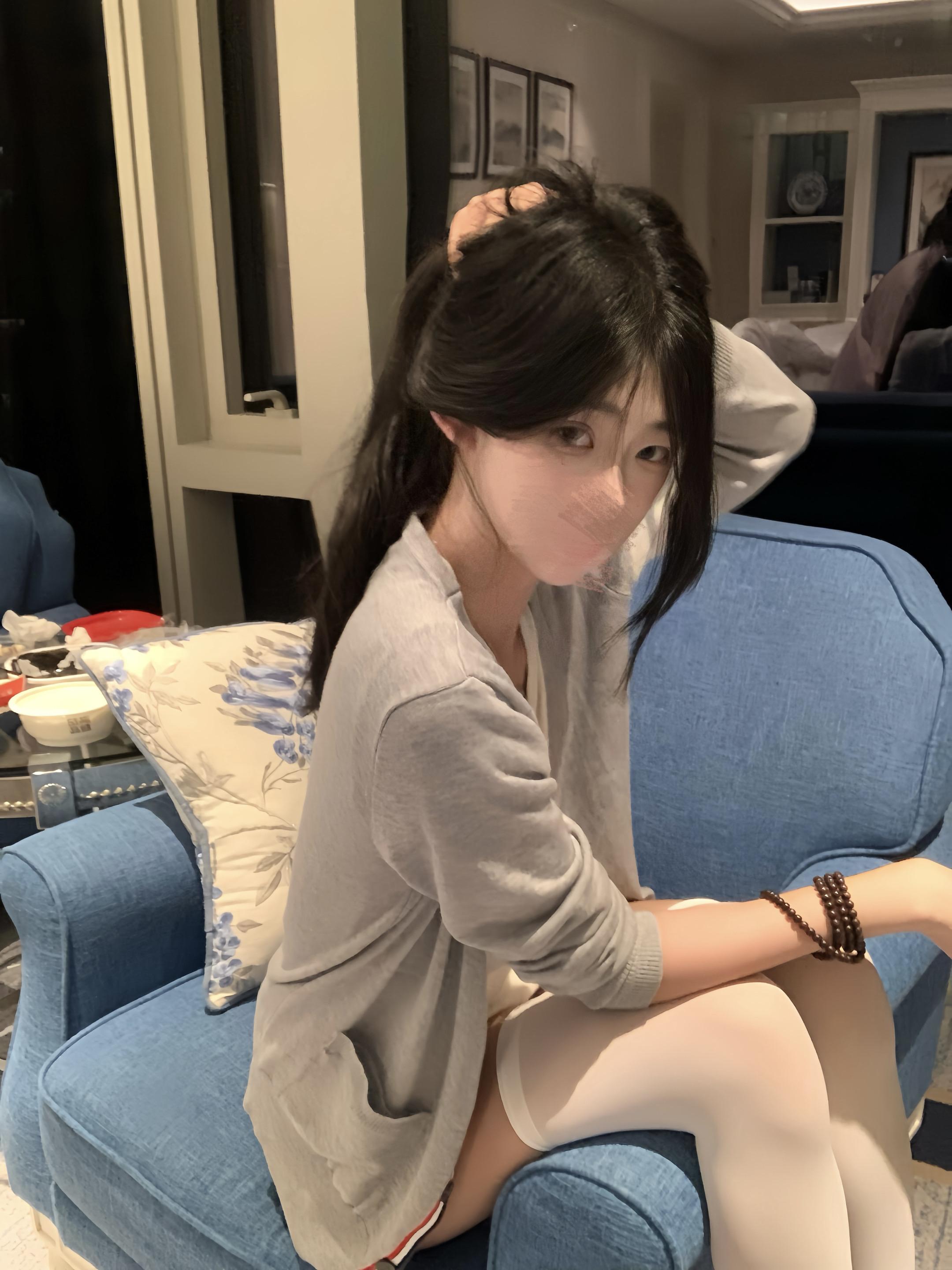 你假装听不懂的话 我不会再说第二遍了