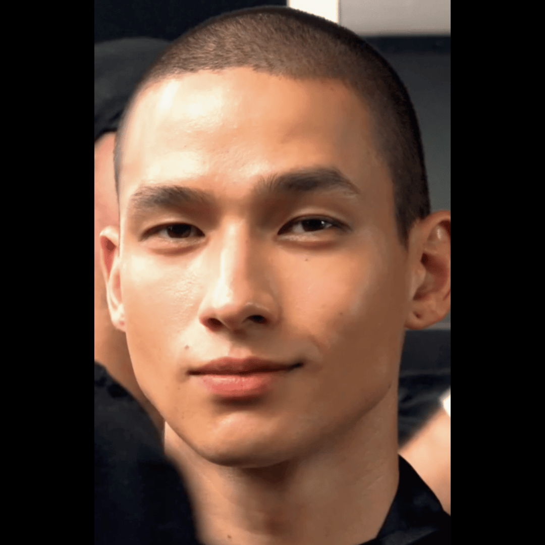 Tommy Vanden Meerssche 时隔三年再度回归出道近十年气质丝毫