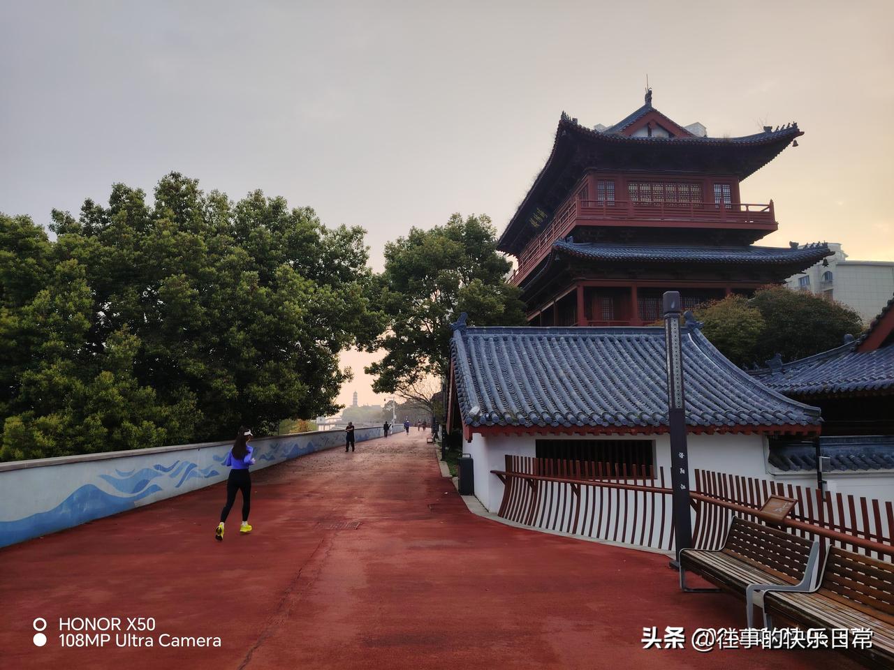 今年春天最想实现的心愿今年春天最想实现的是每天坚持晨练打卡