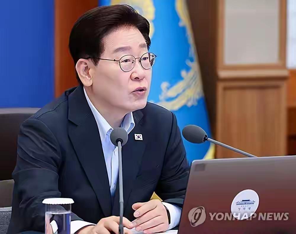 韩国变天了！总统李在明内阁连夜批准新法：彻底废除检察官调查权
 
一夜之间，韩国