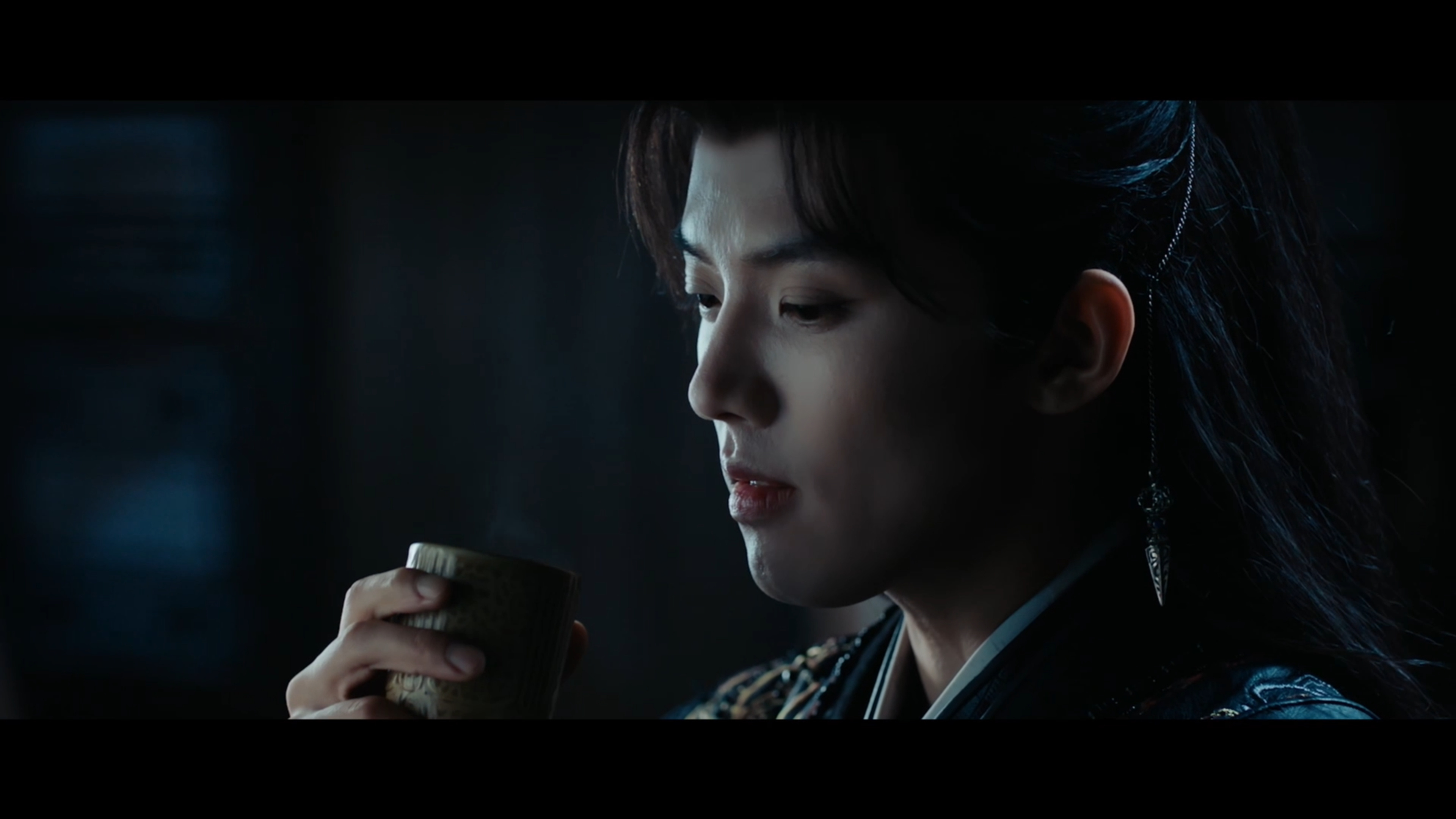 于正签了多少短剧导演  真的是一整个surprise了，于正说《金昭玉醉》导演也