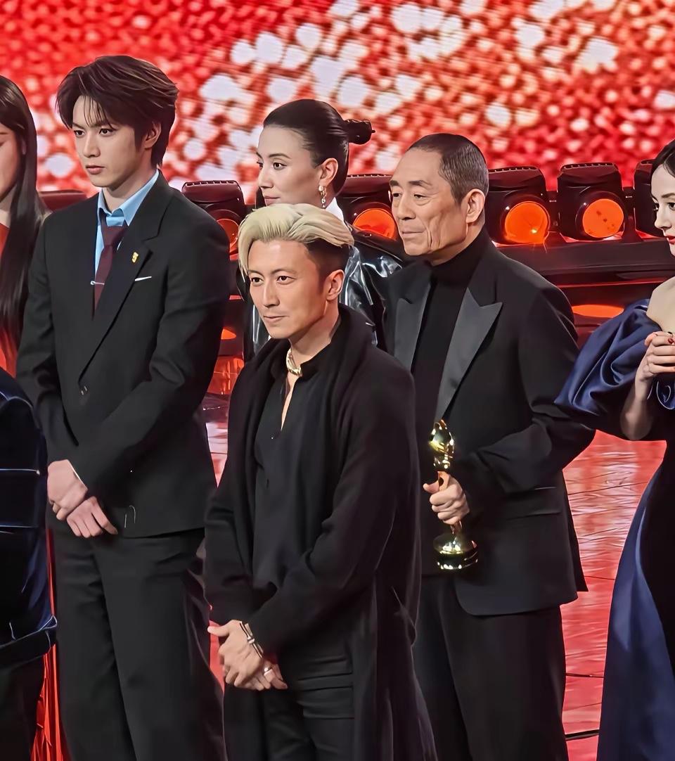 谢霆锋这个发型真帅