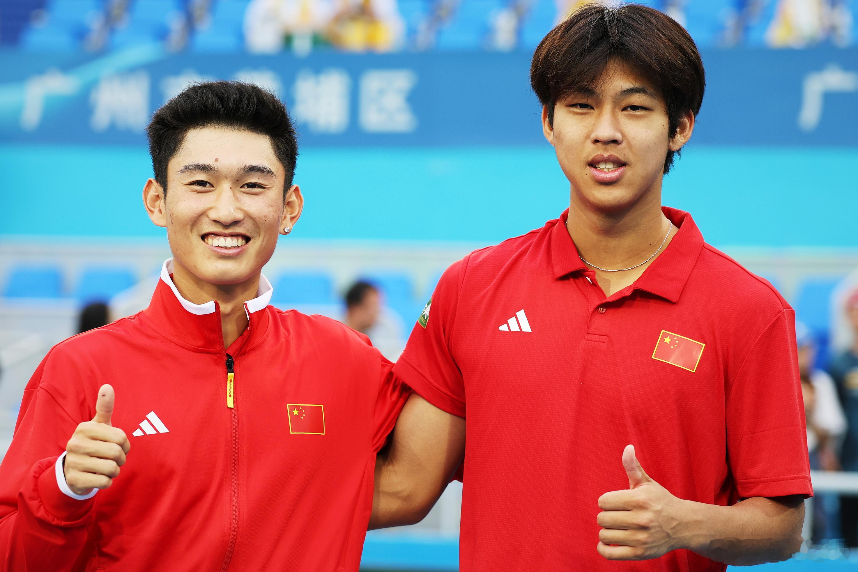 19岁商竣程和19岁的周意，中国网球未来的双子星帅气同框（图一）！19岁商竣程澳