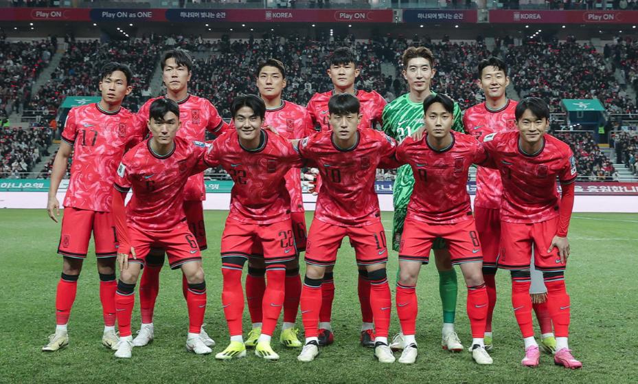 韩国足协恐怕要向国际足联投诉了！
 
不是因为他们短短2天被5个小组第三超越，晋