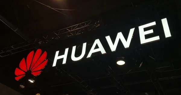 疯狂抢夺英伟达工程师！黄仁勋：不再将中国市场纳入业绩预测 业务被迫让给华为