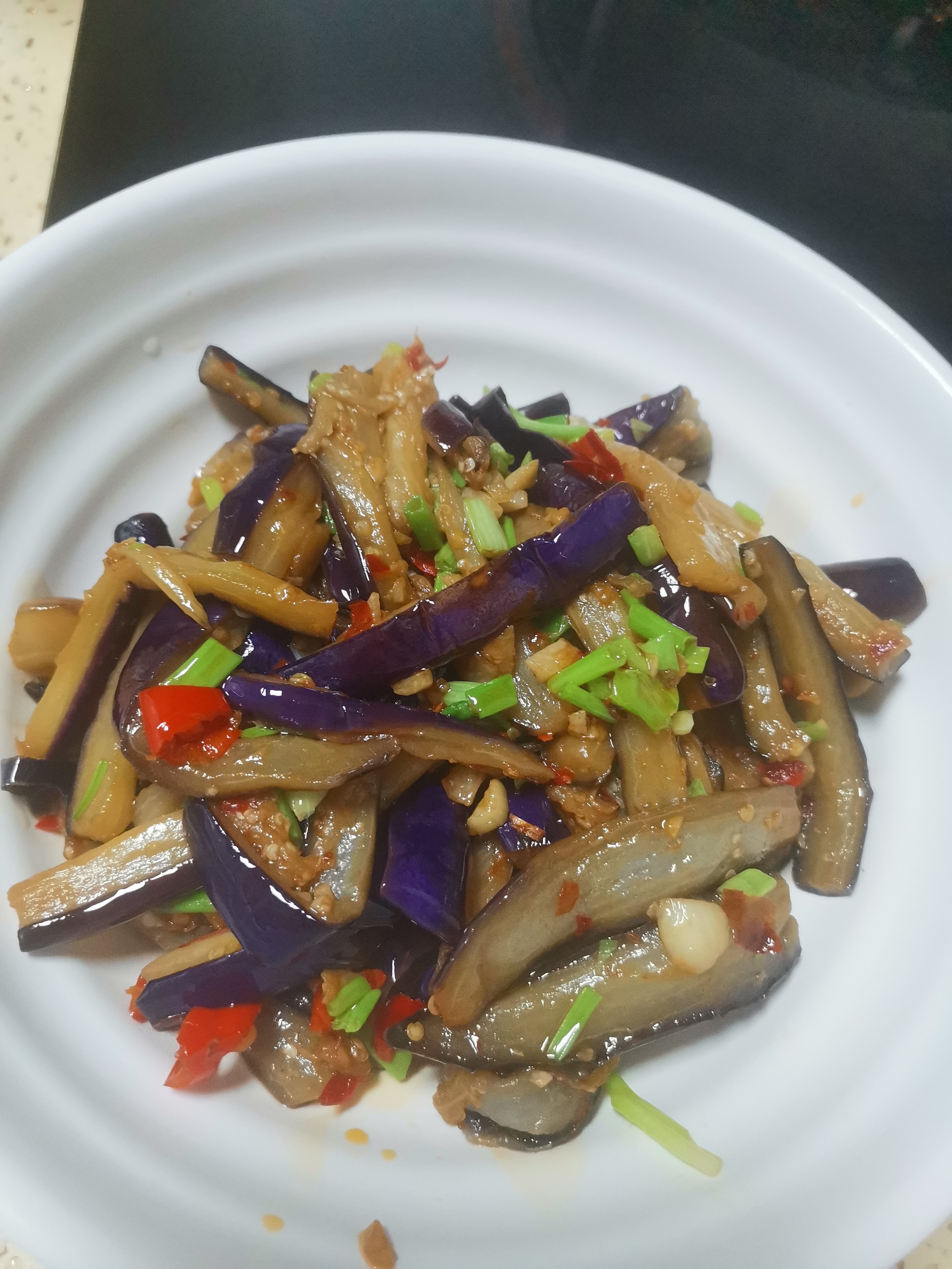 刚出锅的茄子😋૮₍ ˃ ⤙ ˂ ₎ა ​​​