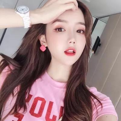 粉嫩少女心，元气满满的一天！💕少女感笑容 少女心自拍 甜粉花漾少女 少女心氛围