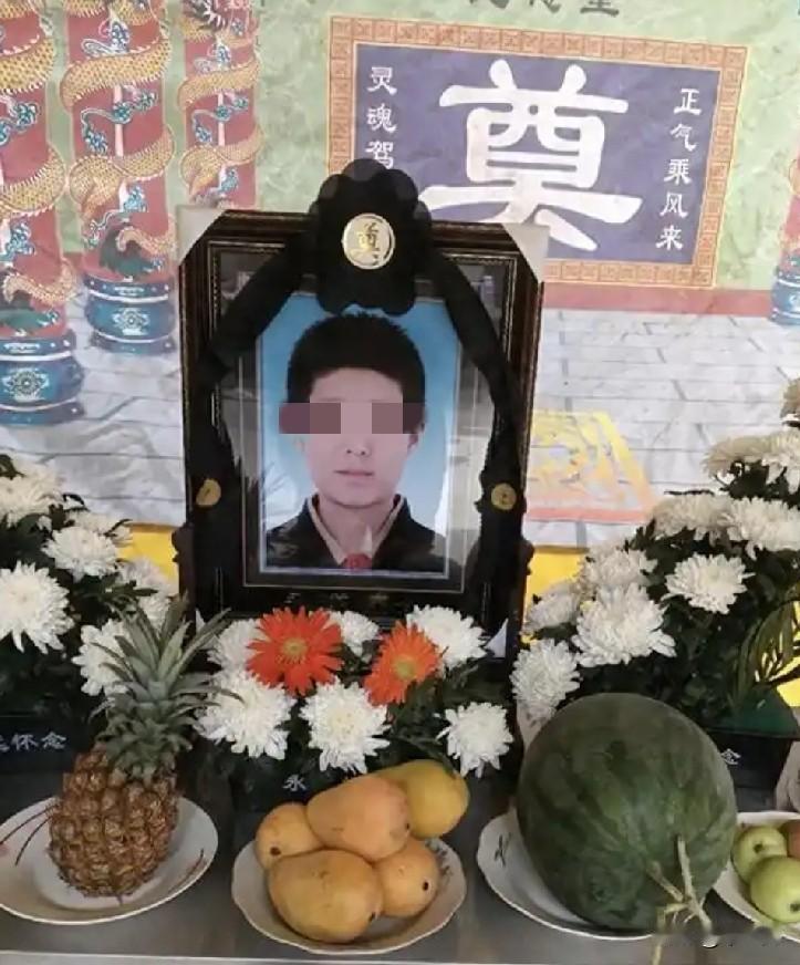看了山东三十七岁的齐老师心梗猝死的消息，
我决定今年一放暑假就给自己做个全面体检
