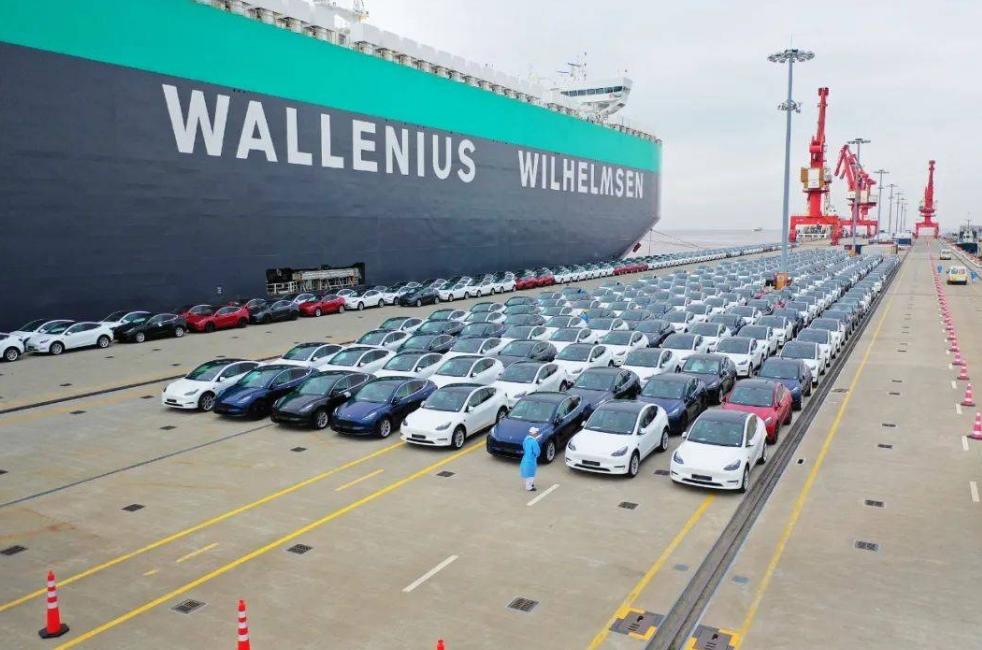 【车视头条】近日，上海海关发布统计数据显示：今年一季度，上海口岸出口电动载人汽车