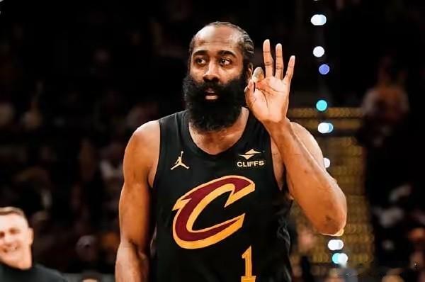 今天NBA最炸的新闻，不是总决赛。
是哈登被抓了。
说实话，喜欢登哥这么多年，什