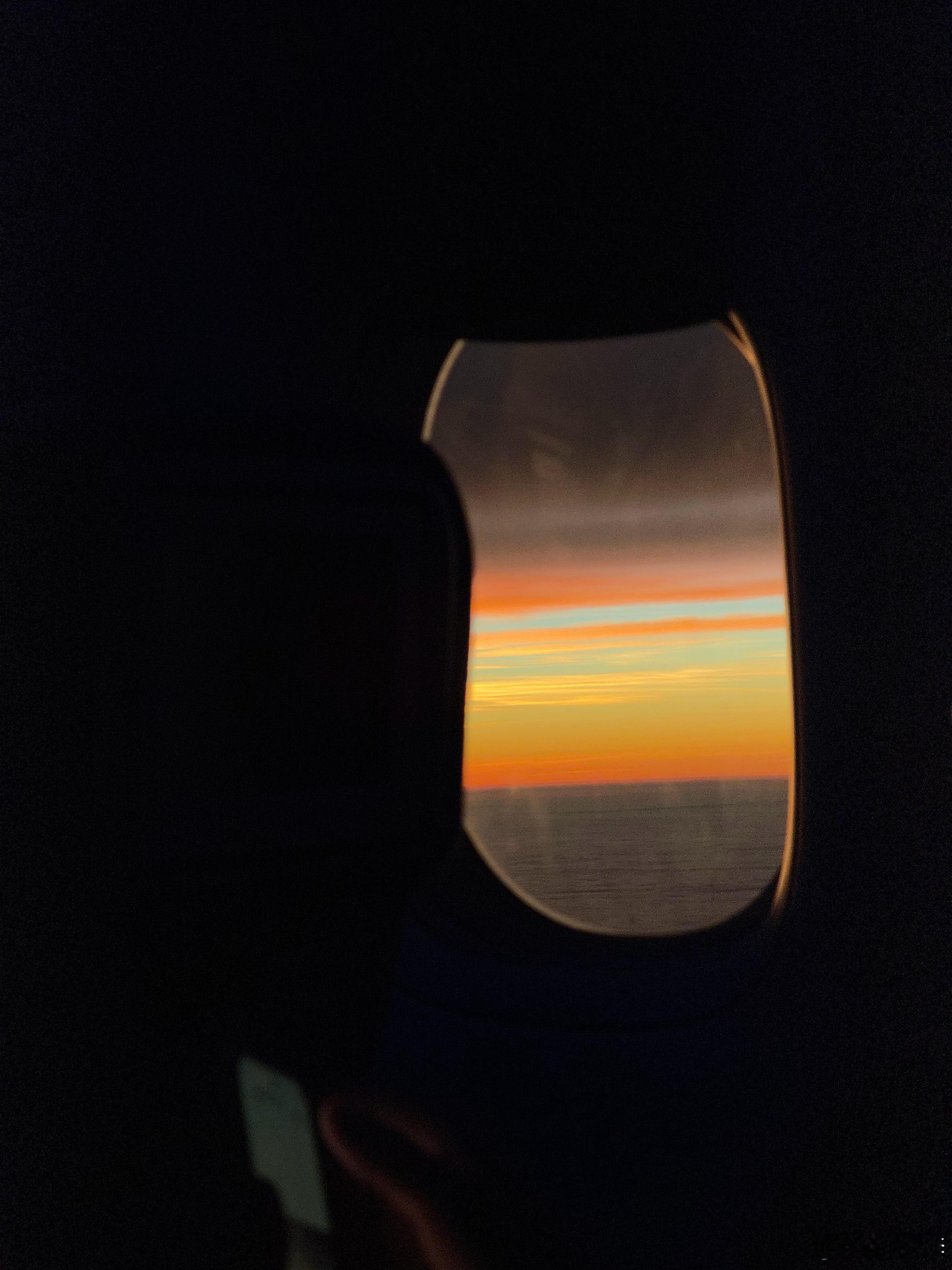 早！最近起的都莫名的早，不会没觉了吧