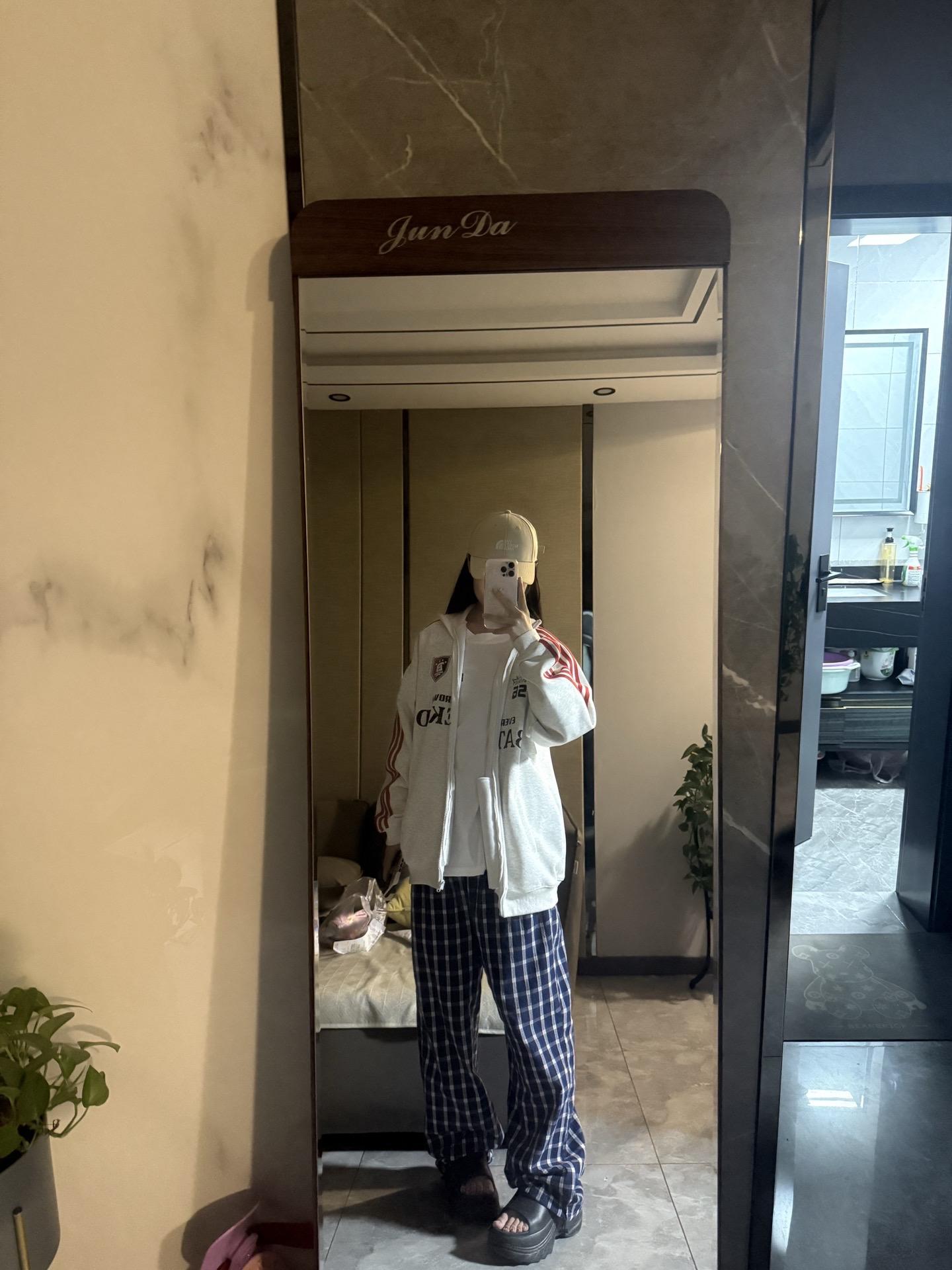 我不爱无聊人间