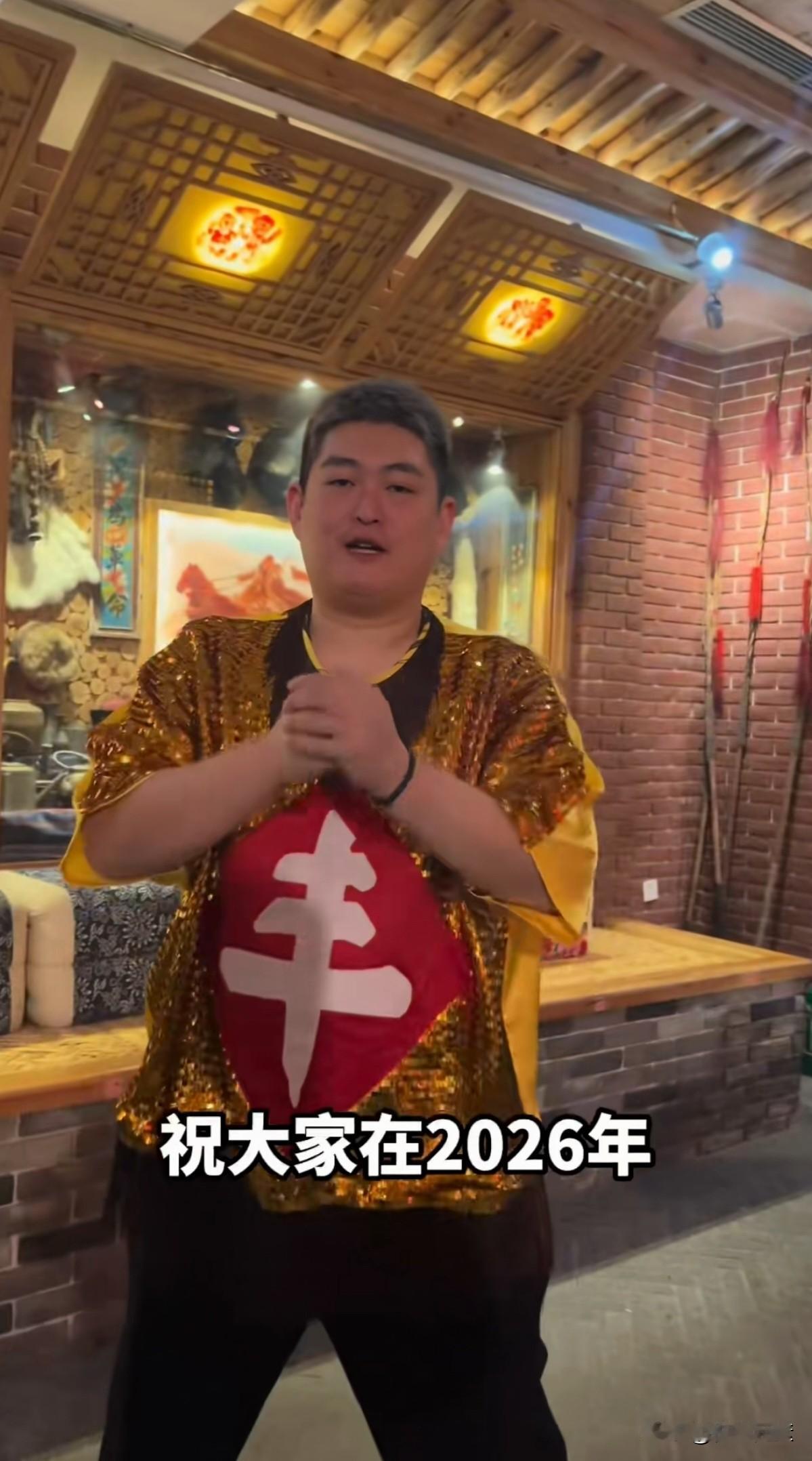 只允许说真心话，
赵大牛和王思聪，
中国如今最火的两个富二代，
你更喜欢谁啊？