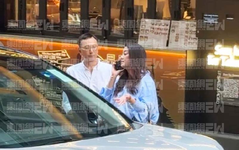 廖碧儿恋情廖碧儿吕礼章结伴出行 港媒拍到廖碧儿和一名成熟稳重男士结伴出行。 