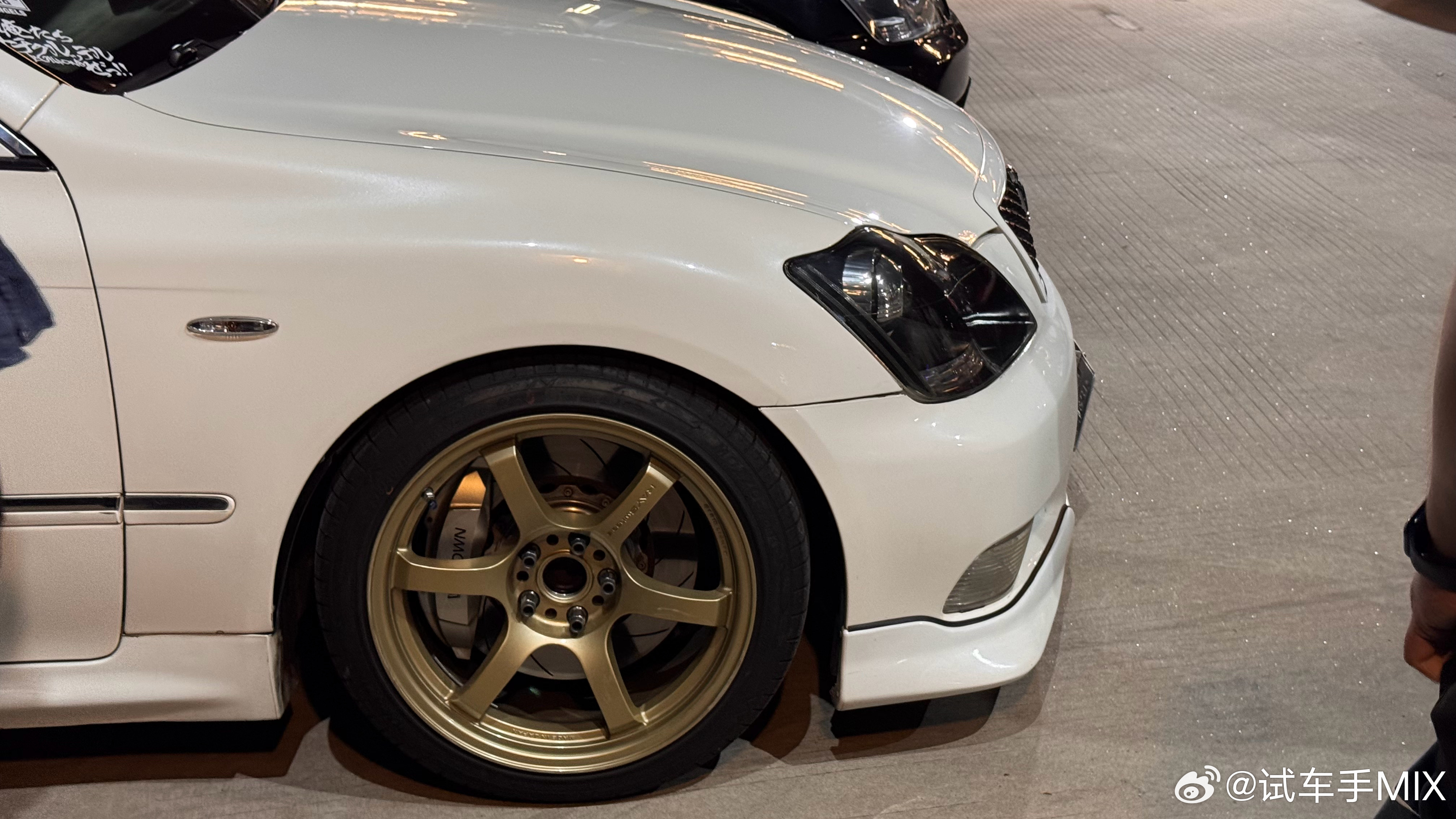 自从公司搬来中山以后车聚吹水都不用将就空间的问题目前停车位置还是相当充裕的20台