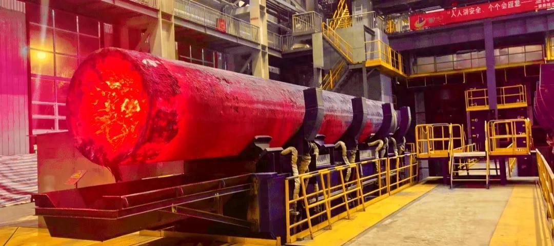 是金箍棒重量30倍，我国造出世界最大垂直铸坯，单根重量约200吨

中国一重联合