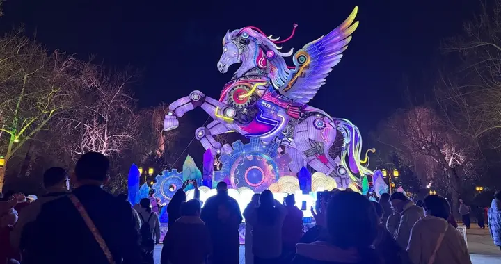 大年初二，济南30家景区共接待游客73.72万人次