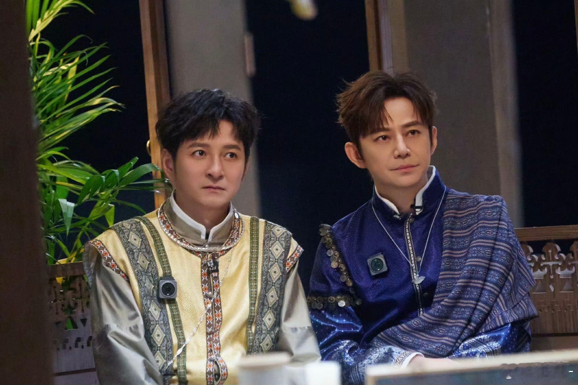 何炅维嘉两个人凑不出一双好眼睛大侦探海妖的秘密大侦探本期最佳笑点：何炅维嘉双人看