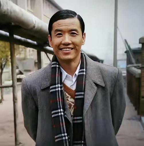 赵本山的一生中，收了将近70个徒弟，其实真正被他逐出师门的，也就两个。其中一个就