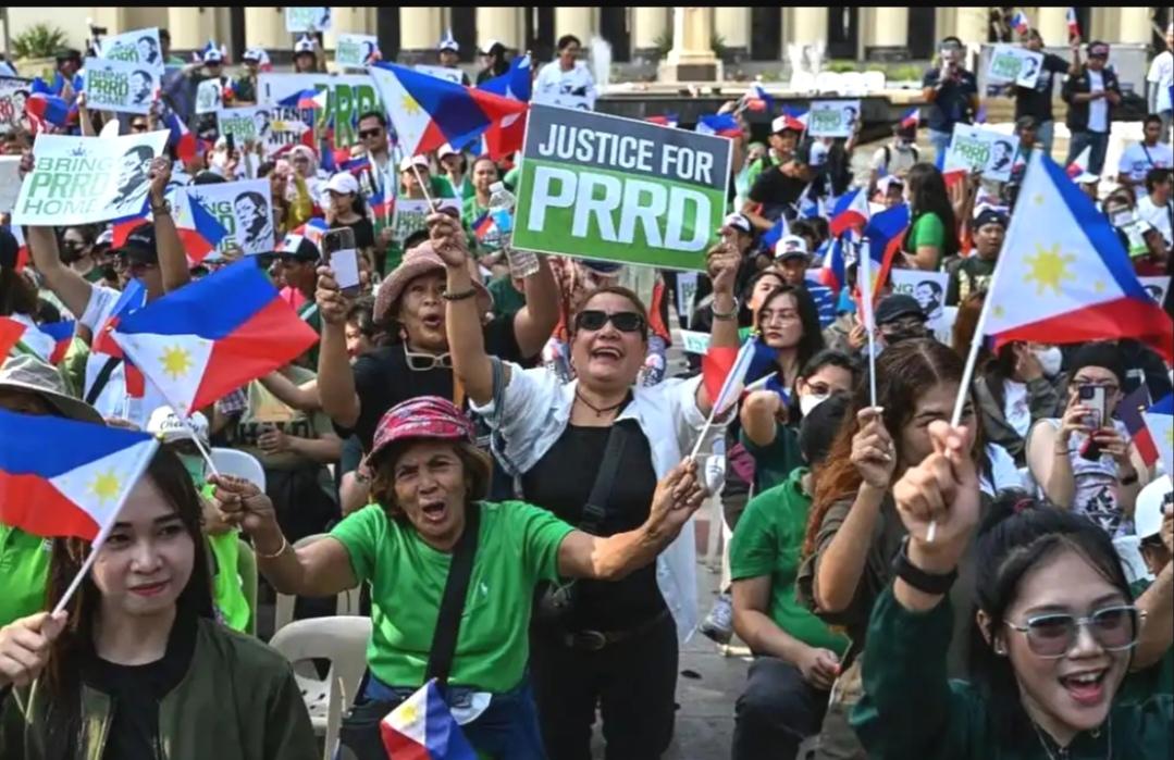 风声不断看小马科斯还能撑多久？
小马科斯的日子越来越不好过了。12月9日，“防洪