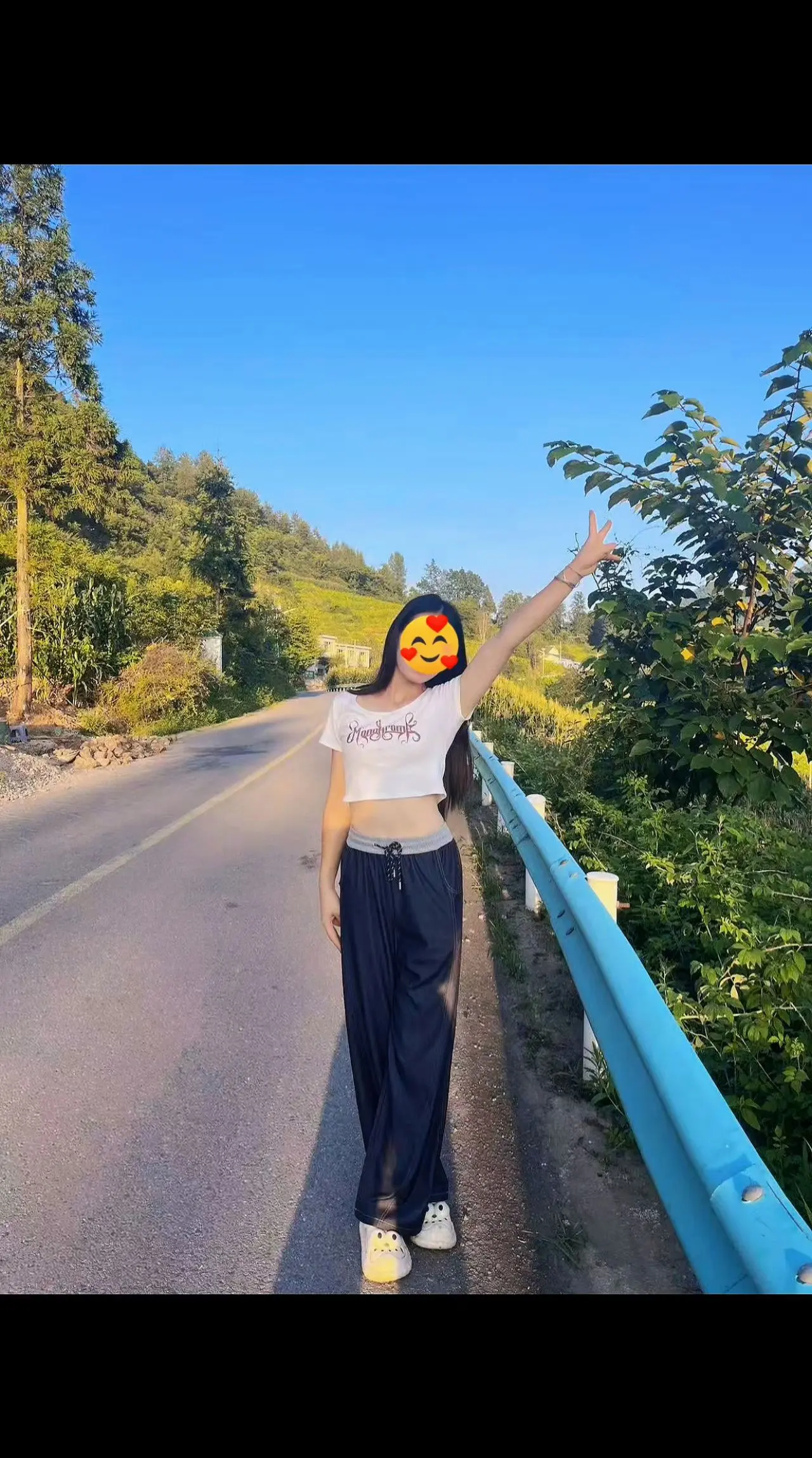 只有渣男和骗子才会花你的钱，才会给你哭穷。谈感情本来对女人来说就已经吃...