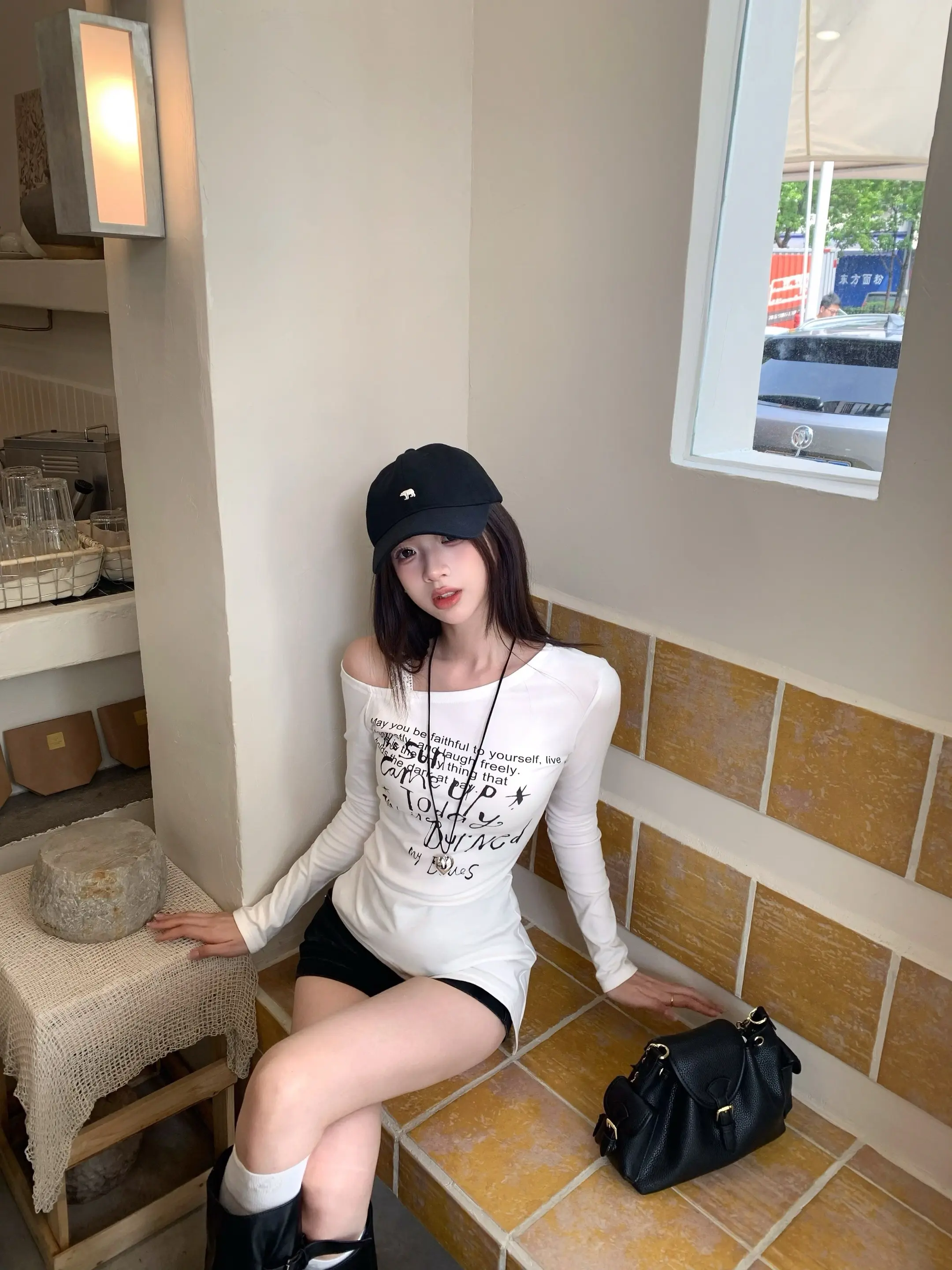 我问他为什么离开我他说朵拉爱冒险。