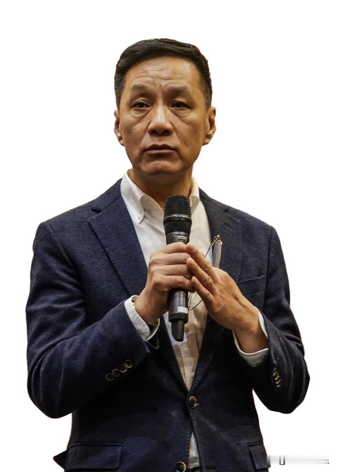 冯远征，濮存昕，李幼斌
三位横跨话剧与影视的实力派老戏骨

冯远征
毁容式演技，