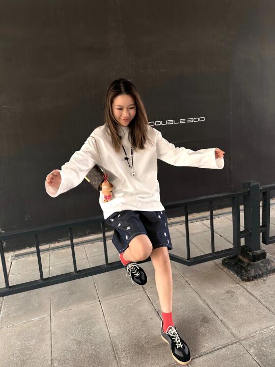 终于能穿短裤喽！