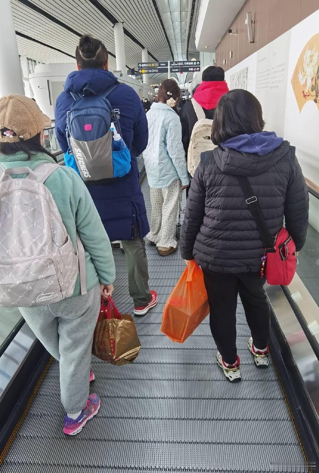 感觉这个可以学一下，不自觉的人实在是太多了。 ​​​