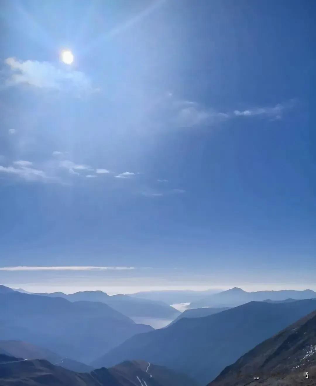 ——今日早读ﾉ☀
      “不要把自己活的像个落难者一样，
        