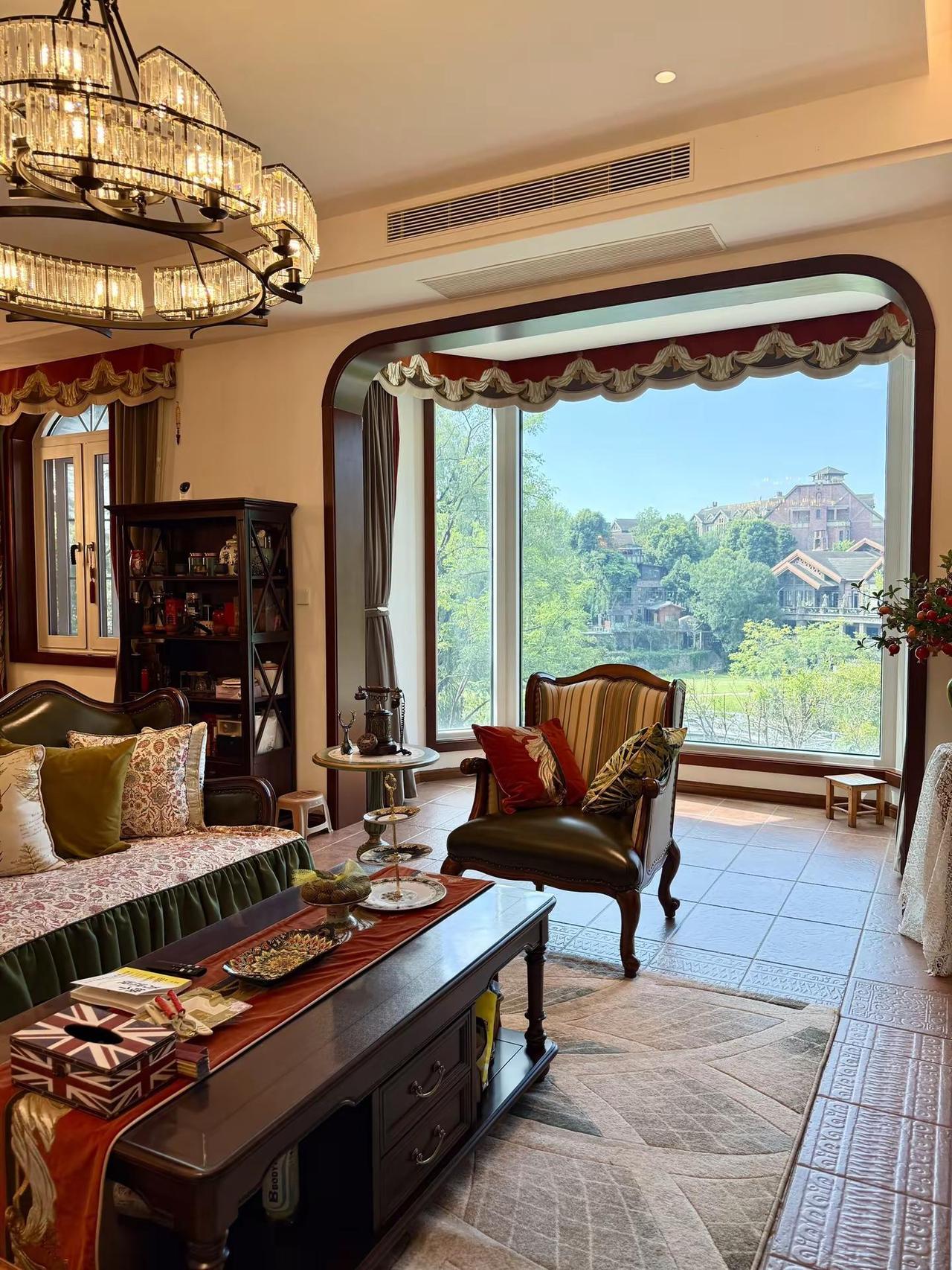 价值百万的窗景🍃看到了梦中情房的具像化。目光所及之处皆是风景感觉生活在油画里美