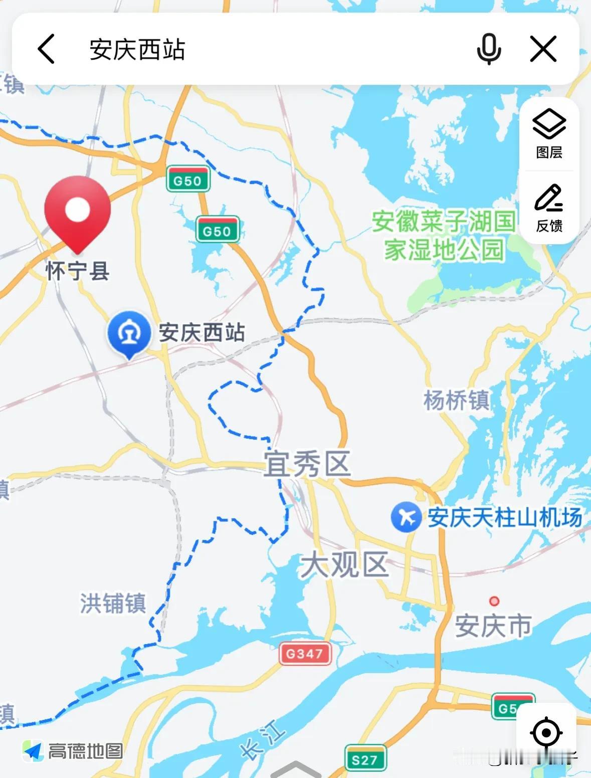 高铁安庆西站距离安庆市主城区也太远了，甚至都不在下辖区范围内，而在下辖的怀宁县境