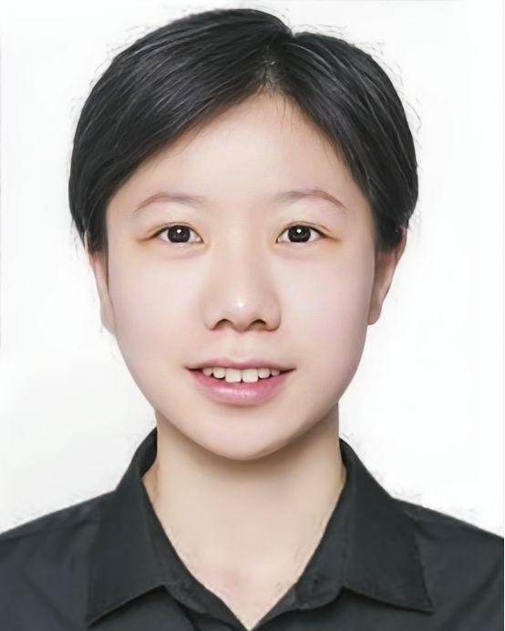 1994年，太原1女婴因手臂残疾被抛弃，58岁拾荒妇人见其可怜，把她捡回家用面糊