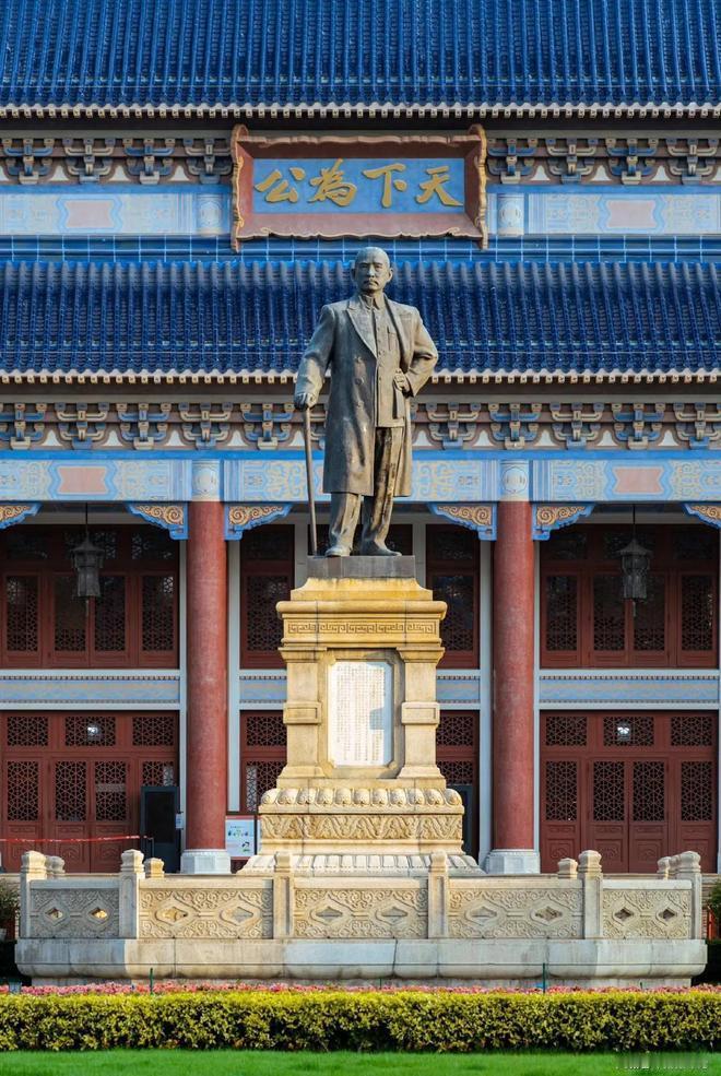 统一台湾最大阻碍，不是美国，也不是台独。而是“中华民国”这个称号，孙中山先生恐怕