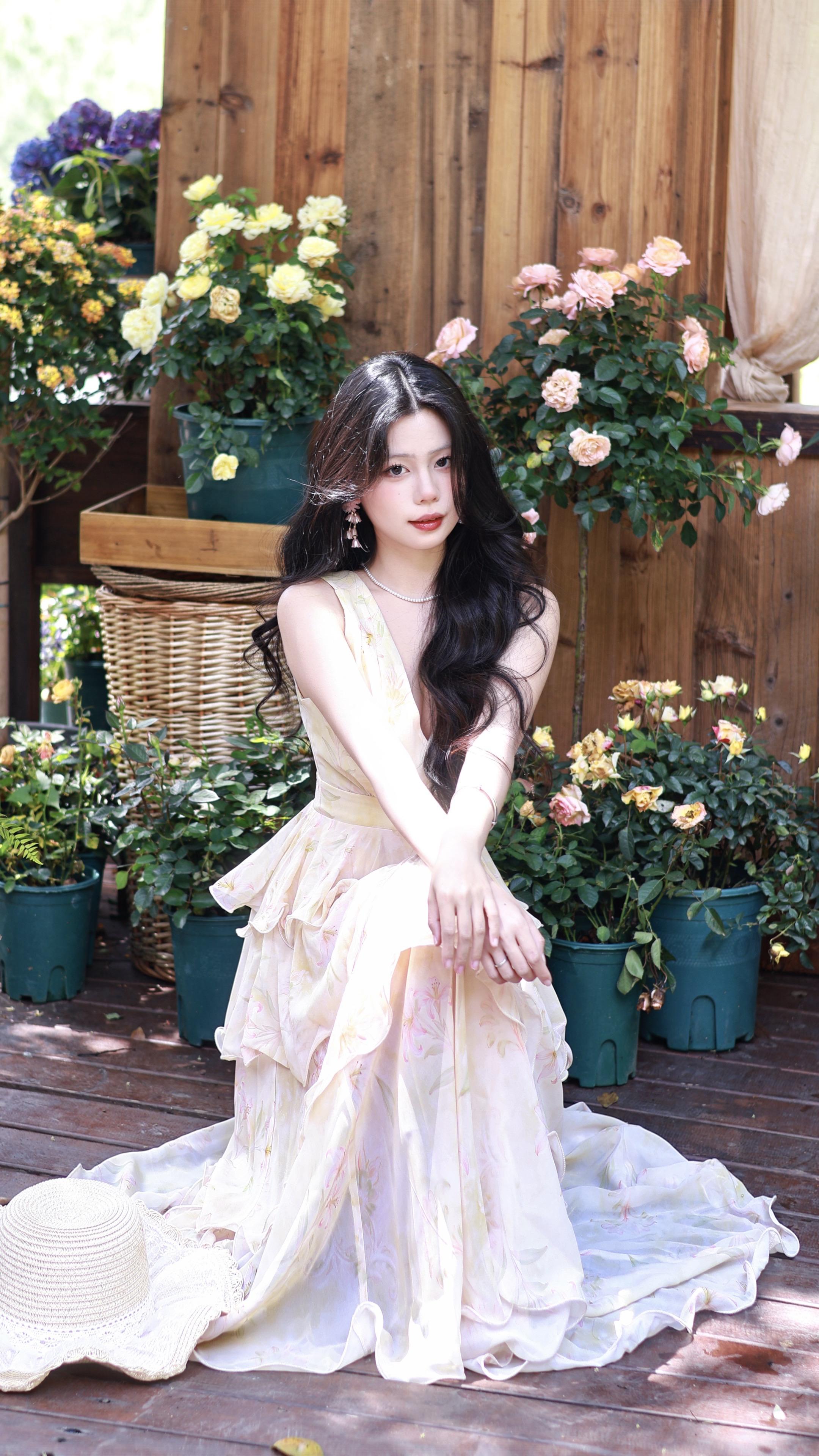 某天开始 失去了也只是轻叹一声。