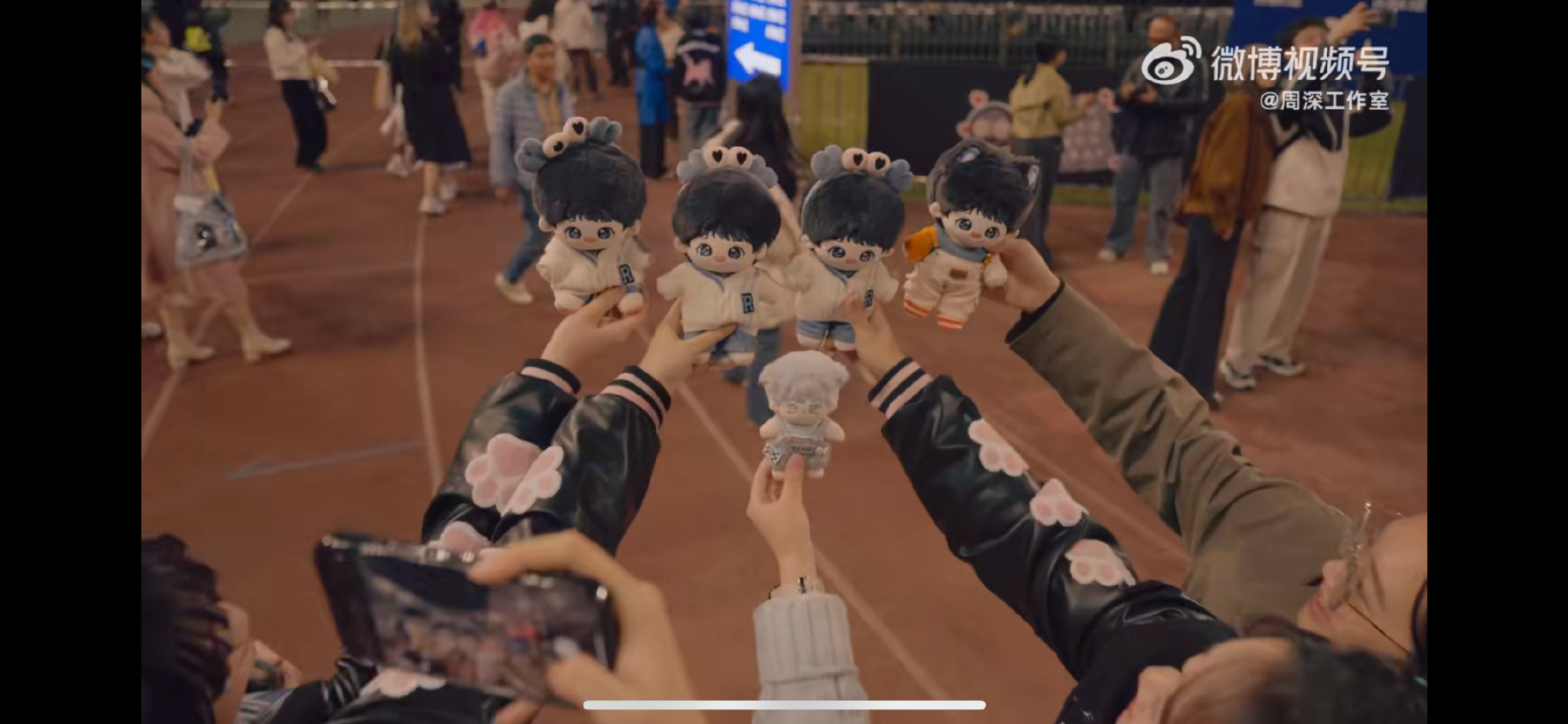 周深说2026陪你寻找自己江苏卫视跨年接荔2026 一路温暖感动相伴，南昌感知花