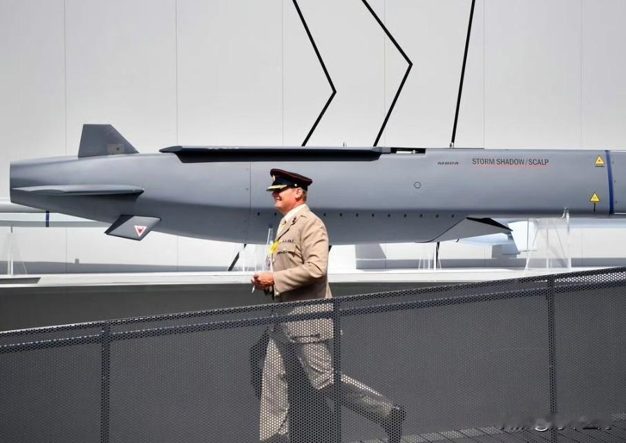 英国已悄然向乌克兰追加一批“风暴阴影”远程巡航导弹，以便乌军在冬季来临前继续对俄