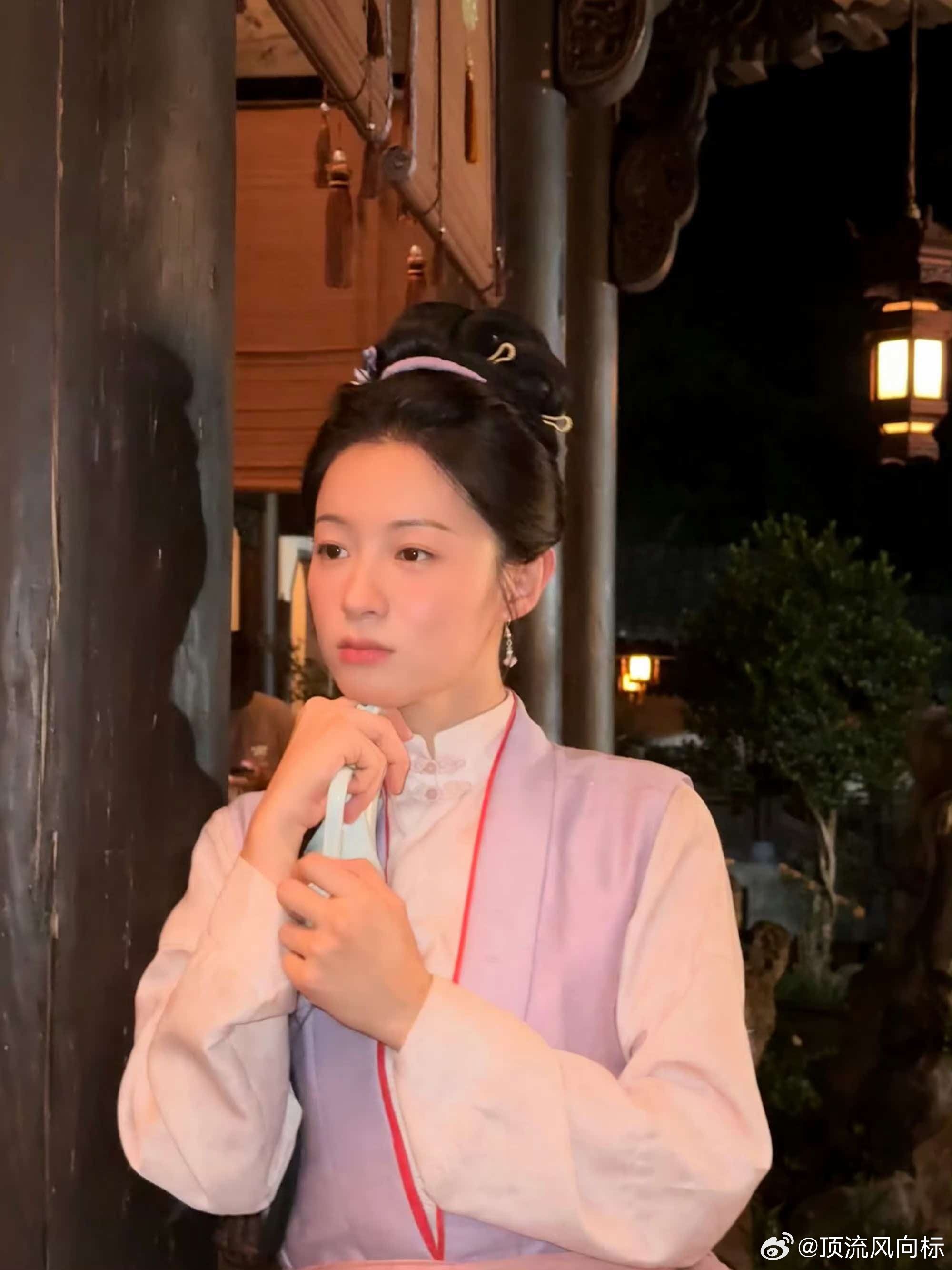 李嘉鑫甘棠陆烟双面人生李嘉鑫的可塑性真的太强，甘棠陆烟双面人生太有看点，甘棠沉稳