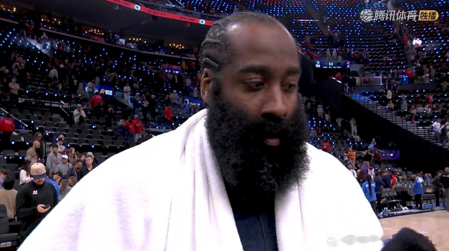 快船主场首胜，哈登30+7+7。下一场继续保持👏快船哈登 ​​​