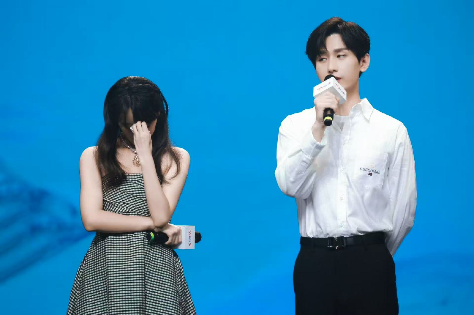 橹穆站姐发的成毅袁冰妍橹穆站姐发成毅袁冰妍 橹穆站姐发的成毅袁冰妍！！！ 