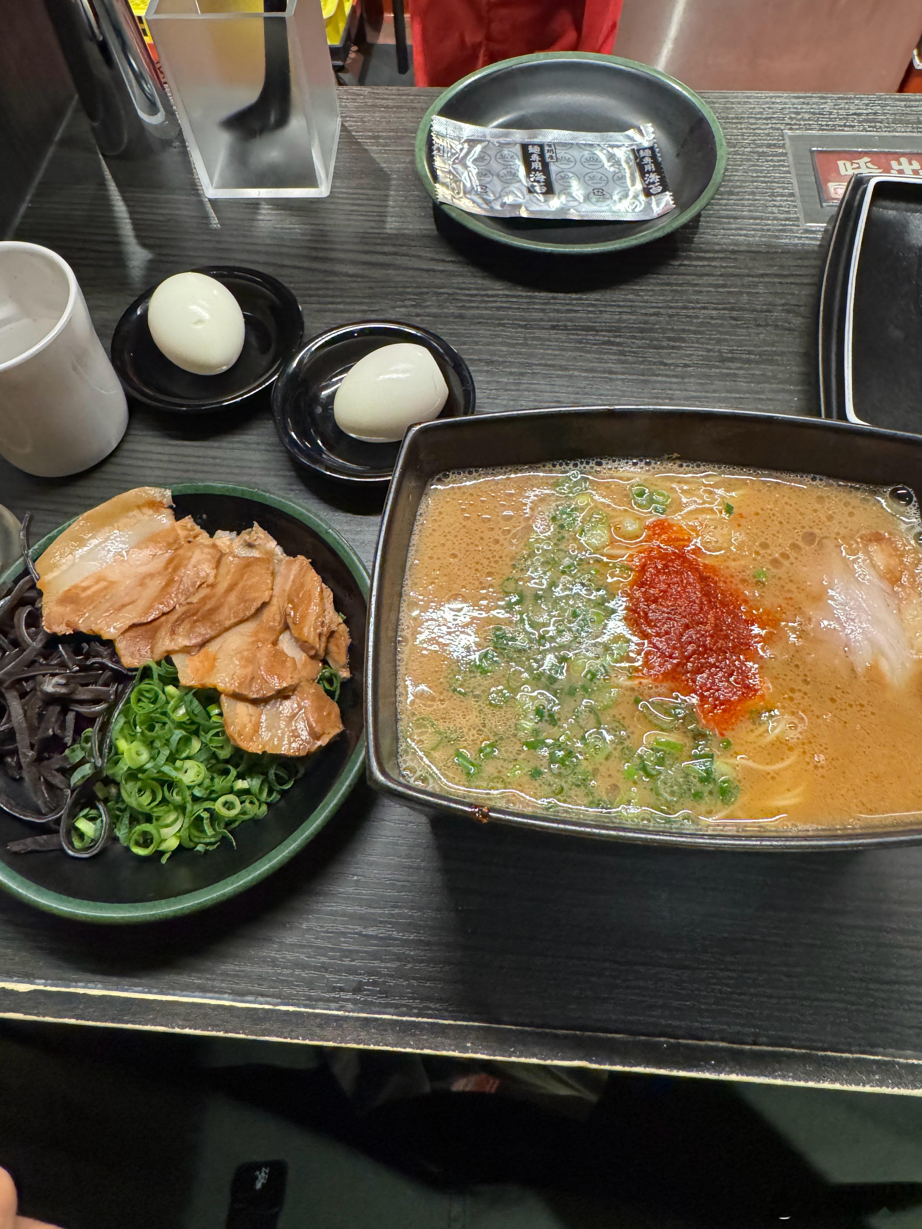 好久没吃一兰了，怎么变方盒子了？