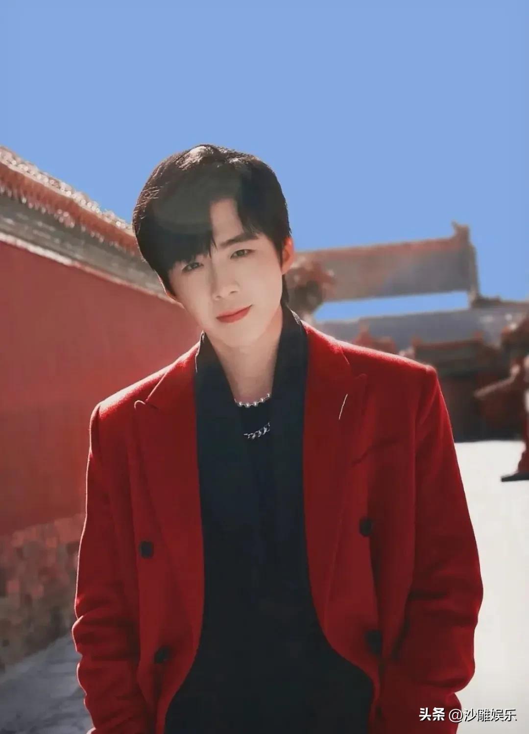 刘宇宁，太尴尬了！

3月14日晚上，歌手刘宇宁又双叒叕冲上了热搜。这次不是因为