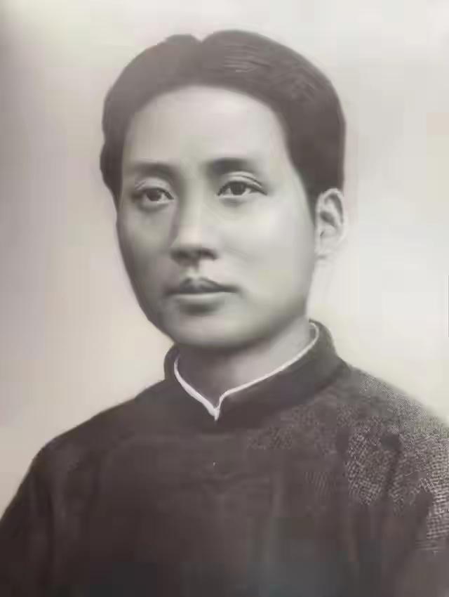 天若有情天亦老，
人间正道是沧桑！