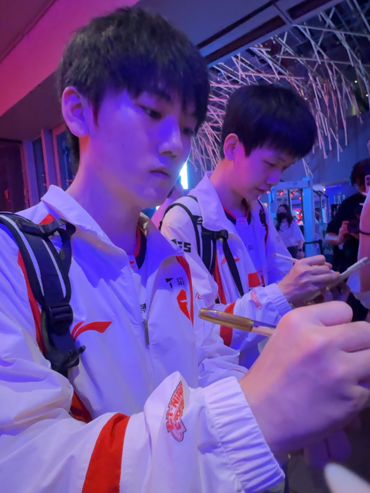 直到第二赛段上海收官战我们五小碧依旧没原谅上海呀🤗 