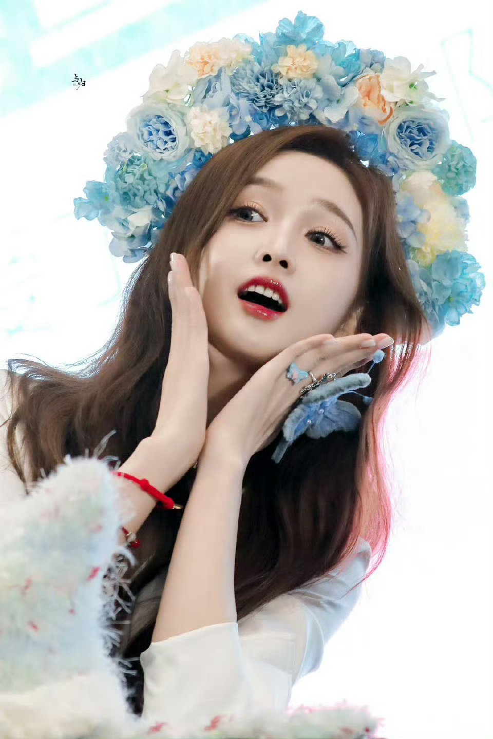 啊啊啊啊啊被吴宣仪甜到了！小甜猫🐱 